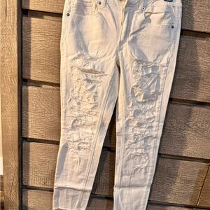 American Eagle Outfitters Cream Distressed Boyfriend Jeans